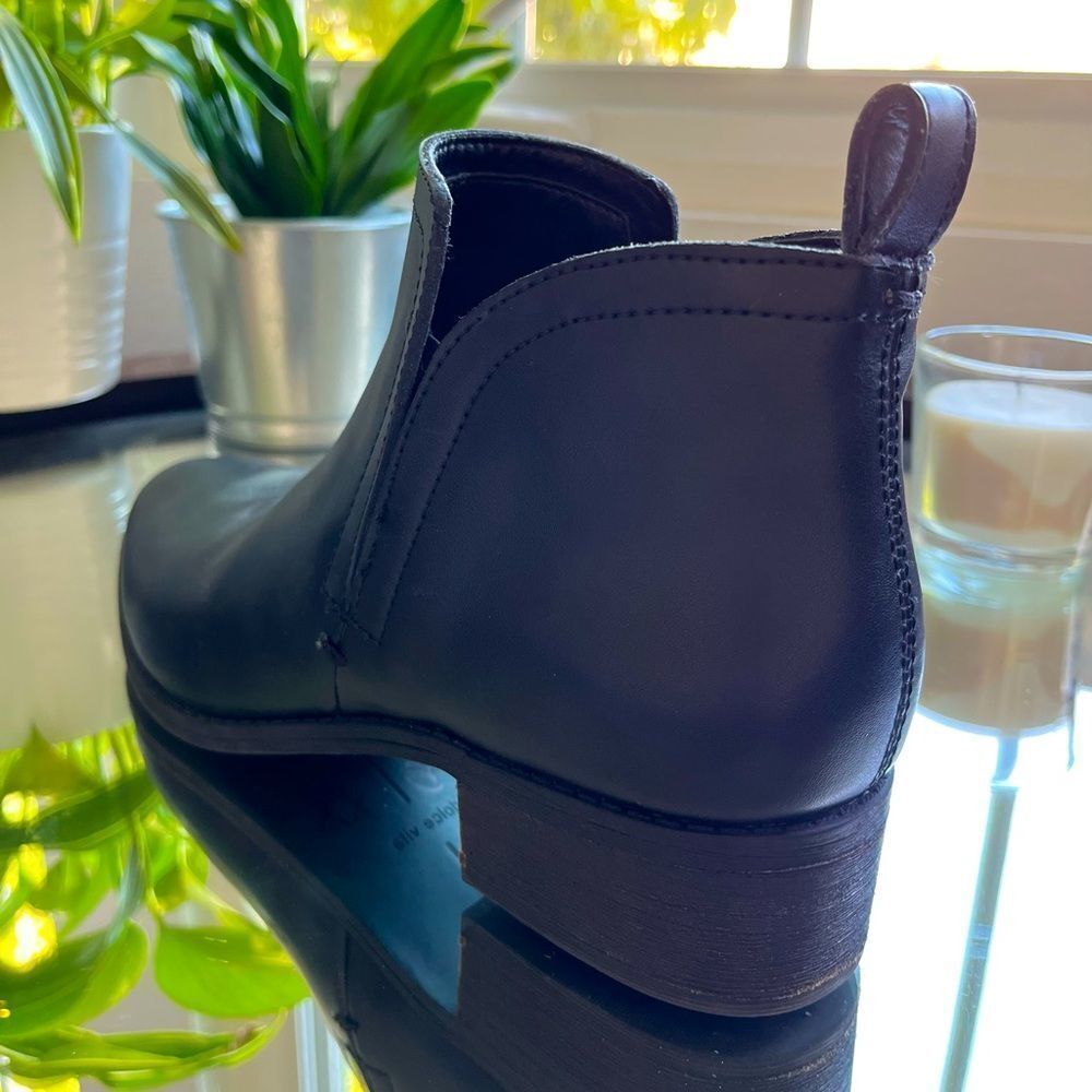 Dolce Vita Ankle Boots Leather Black Booties Block Heel comfortable Size 8.5 EUC - Picture 5 of 11